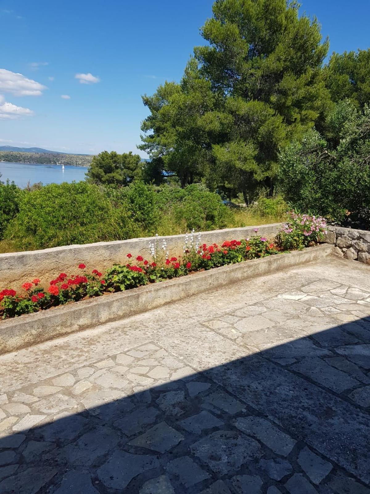 Holiday Home Nada サリ エクステリア 写真